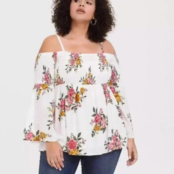 TORRID Challis Cold Shoulder  Blouse Size 3 (22-24) - Picture 1 of 12